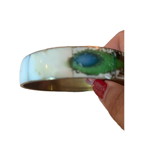 🌸3/$15🌸Gold Bangle Bracelet with Cream Inlay and Peacock Feather Accent - Picture 4 of 4